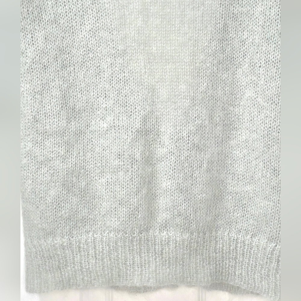 Innamorato Mohair Merino Blend Grey V-Neck Single-Button "Quiet Luxury" Cardigan - Picture 6 of 7